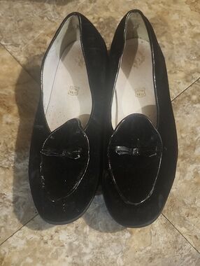 Primigi Black Velvet Loafers with Bow Accent